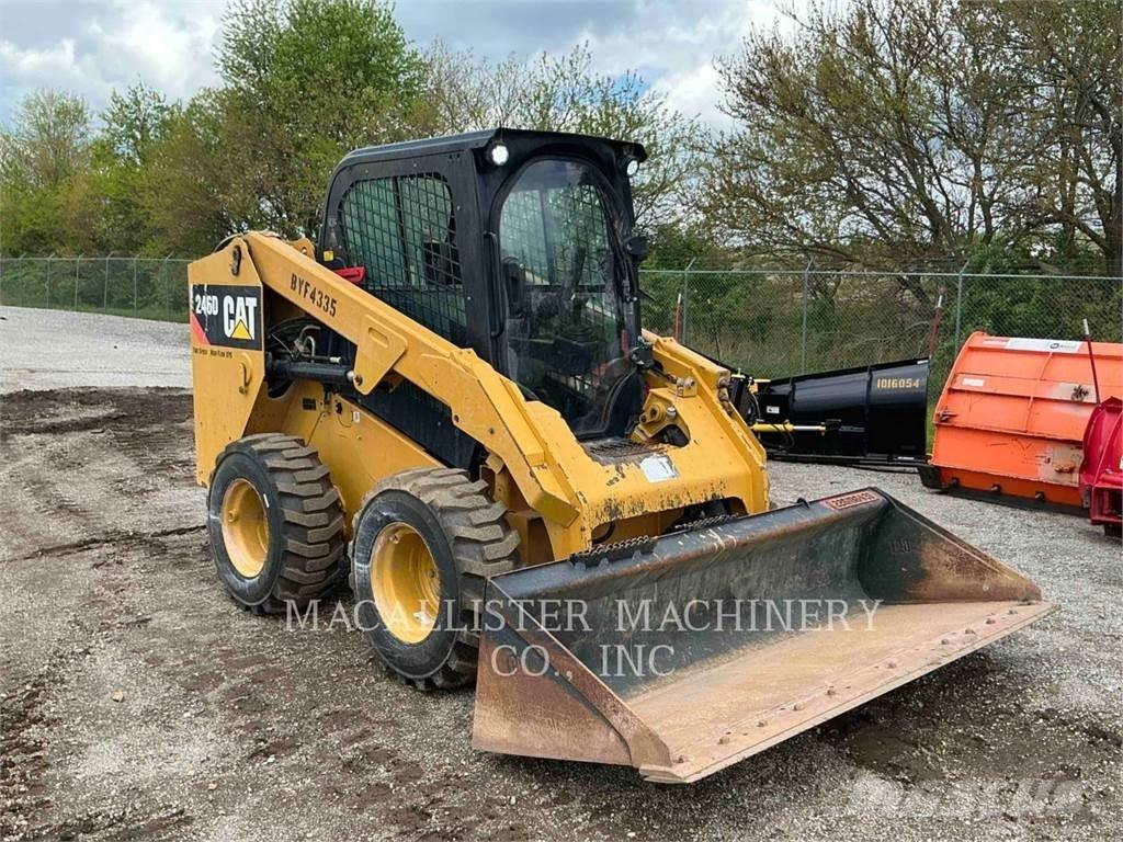 CAT 246D Мини-погрузчики