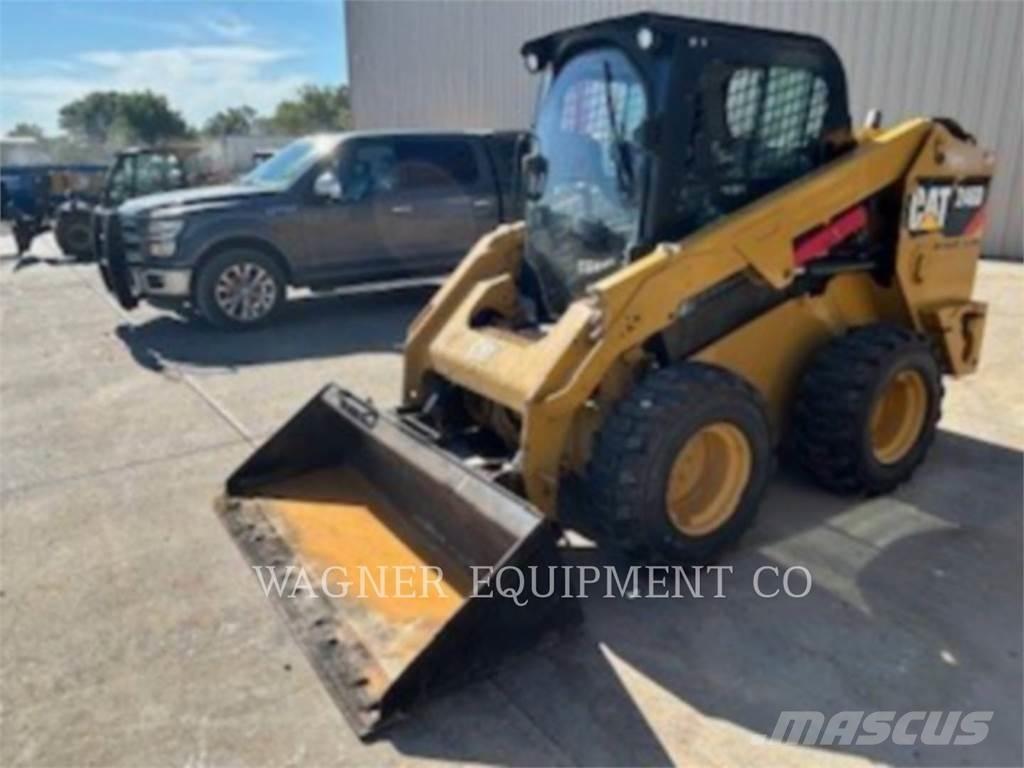 CAT 246D Мини-погрузчики
