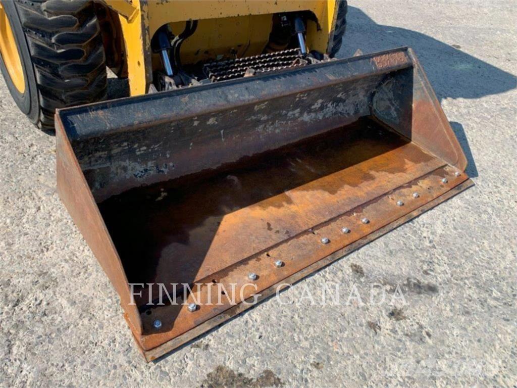 CAT 246D Мини-погрузчики