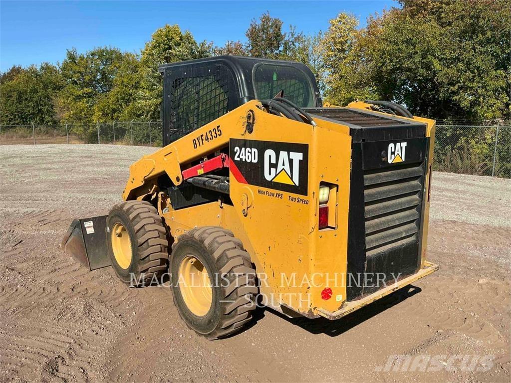 CAT 246D Мини-погрузчики