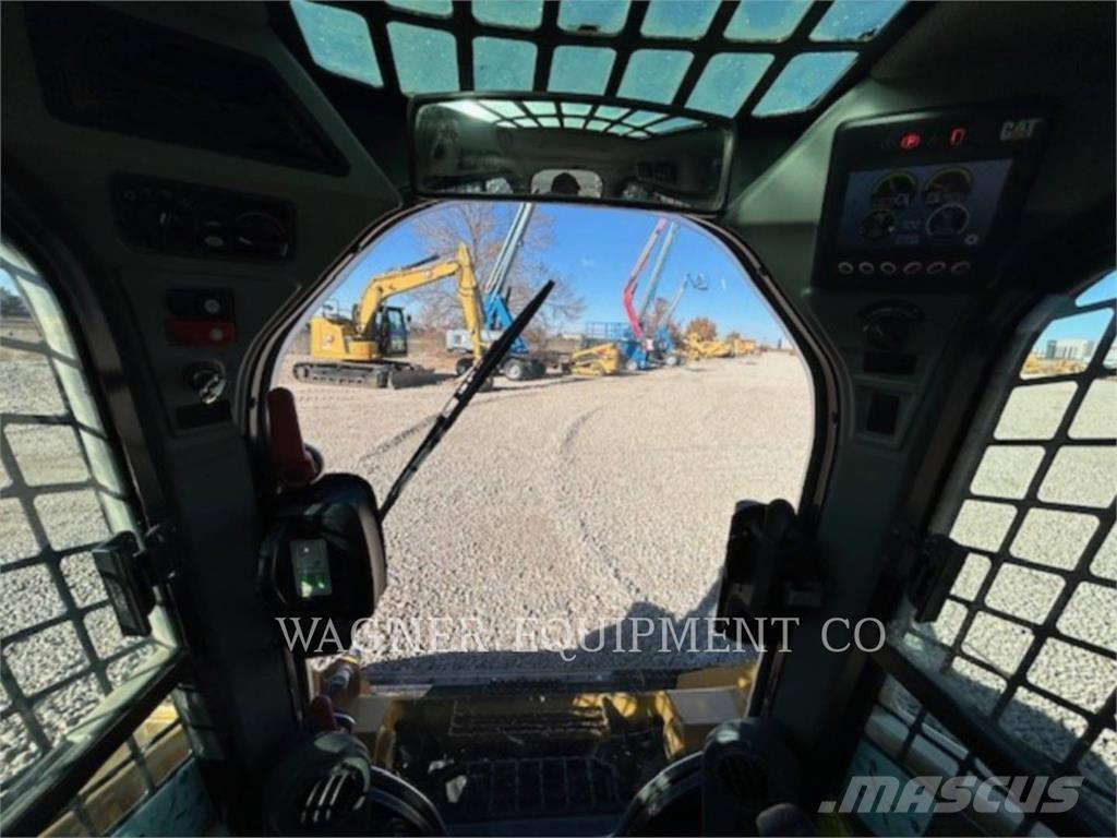 CAT 246D Мини-погрузчики