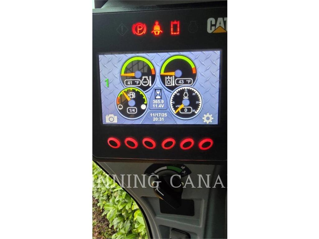 CAT 246D Гусеничные фронтальные погрузчики