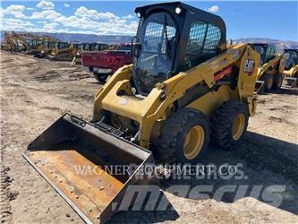 CAT 246D3 Мини-погрузчики
