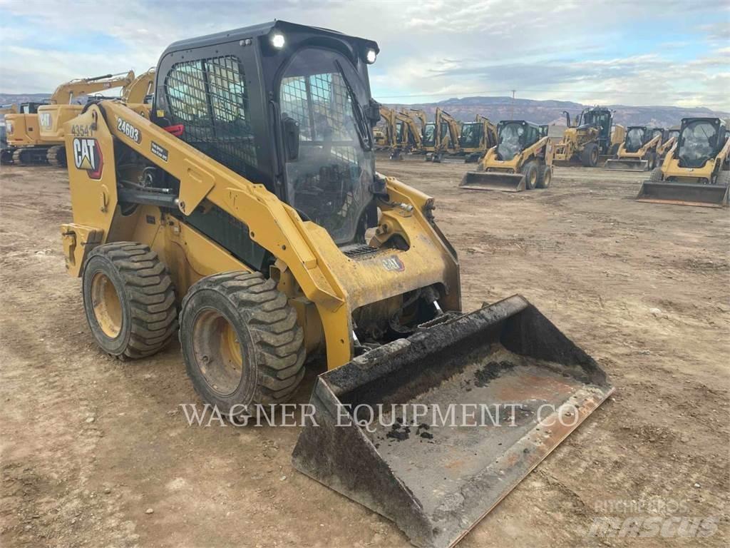 CAT 246D3 Мини-погрузчики