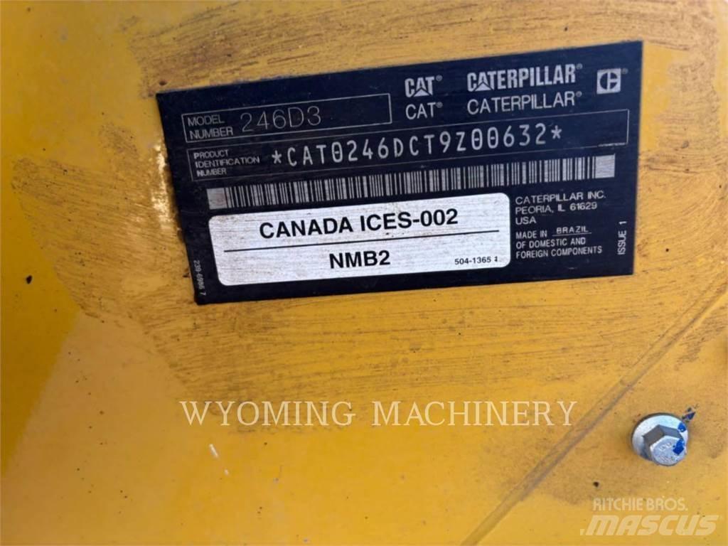 CAT 246D3 Мини-погрузчики