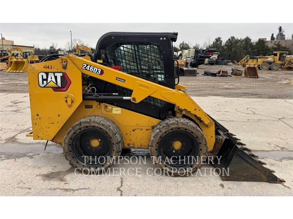 CAT 246D3 Мини-погрузчики