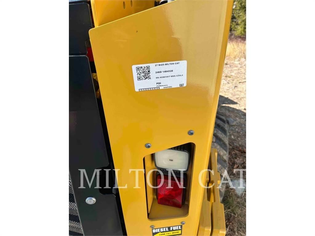 CAT 246D3 Мини-погрузчики