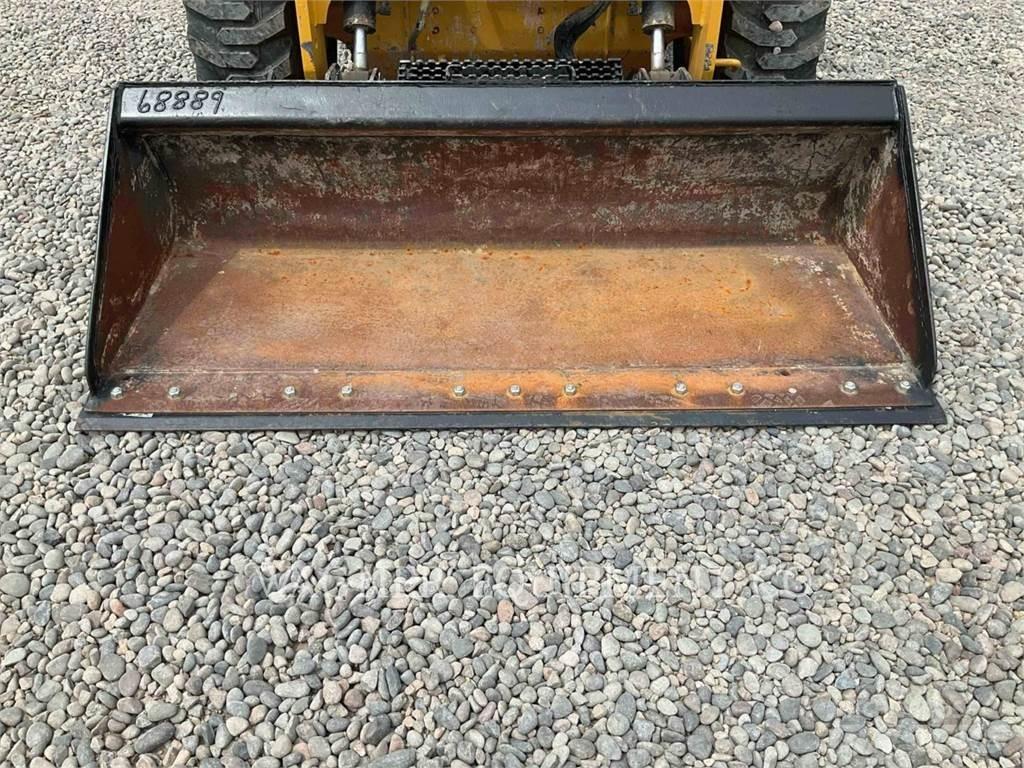 CAT 246D3 Мини-погрузчики