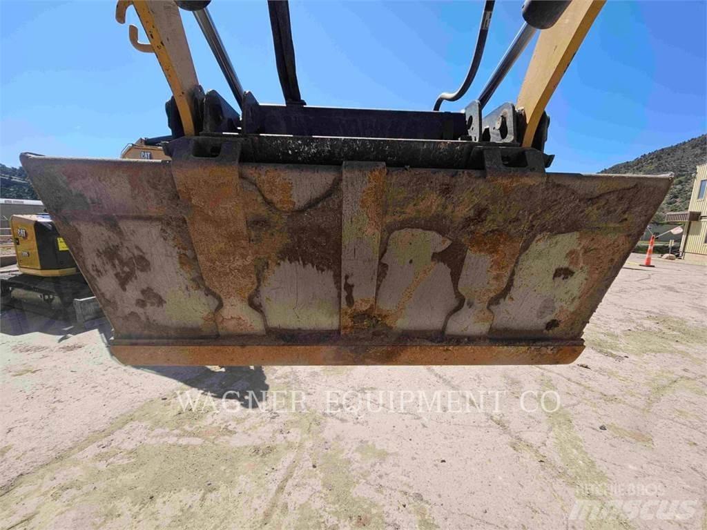 CAT 246D3 Мини-погрузчики