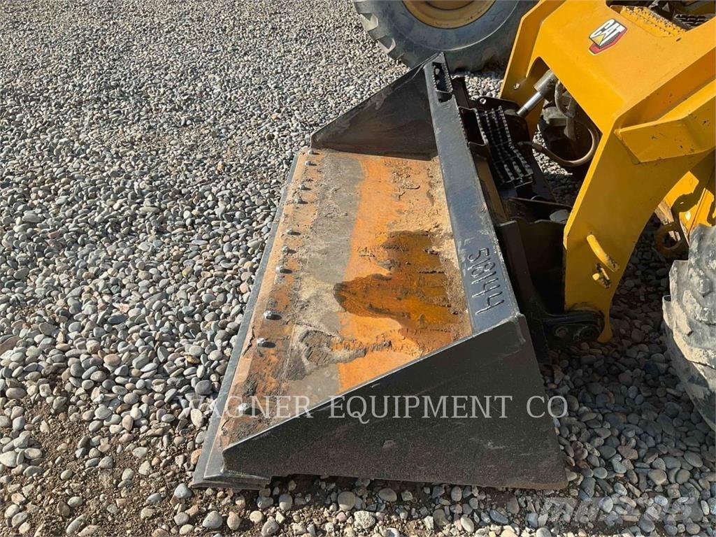 CAT 246D3 Мини-погрузчики