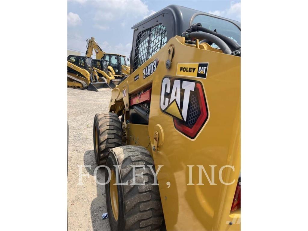 CAT 246D3 Мини-погрузчики