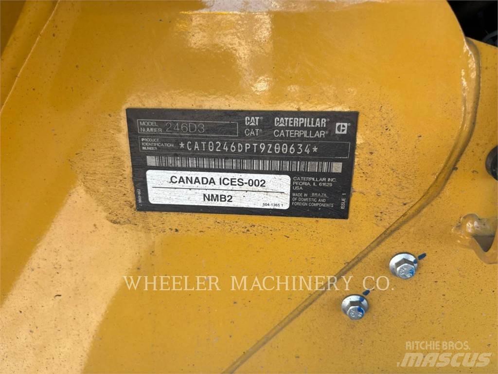 CAT 246D3 C3H2 Мини-погрузчики
