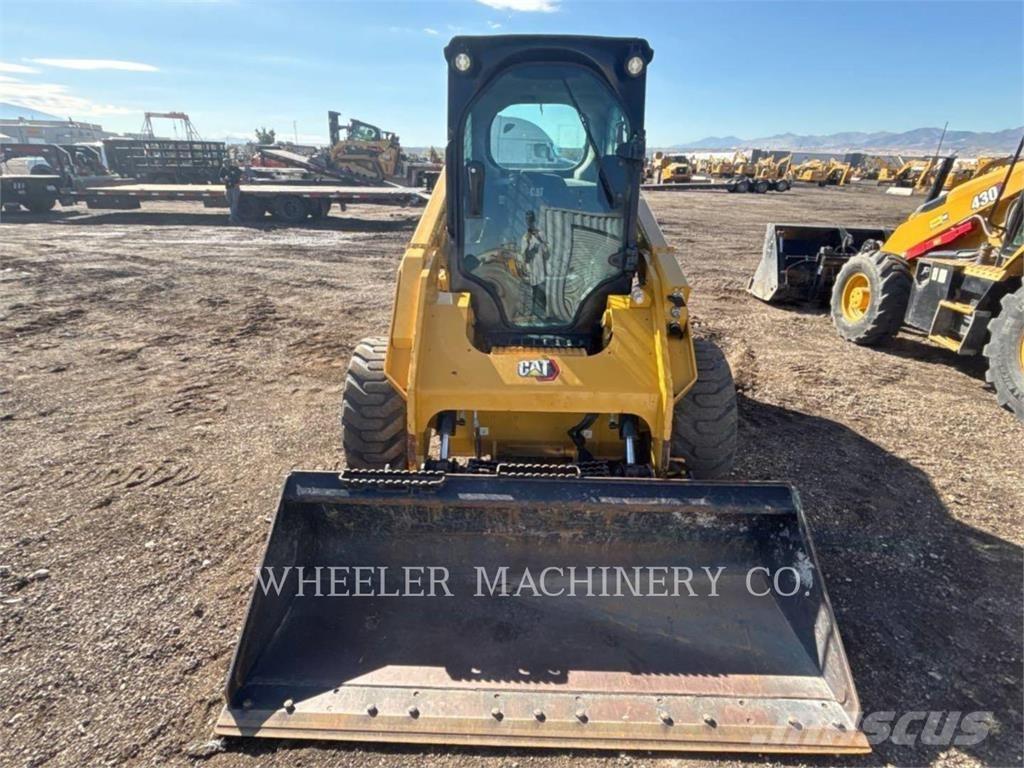 CAT 246D3 C3H2 Мини-погрузчики