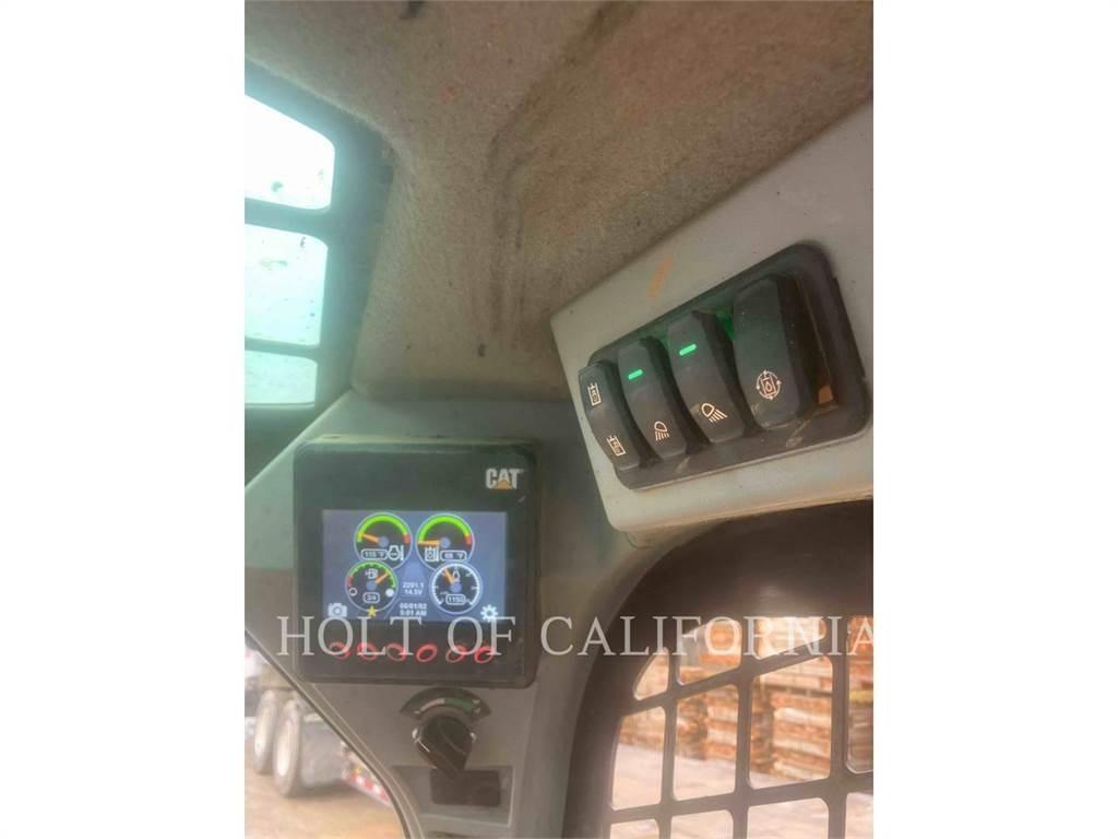 CAT 246D3 HF Мини-погрузчики