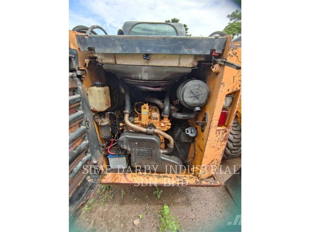 CAT 246DLRC Мини-погрузчики