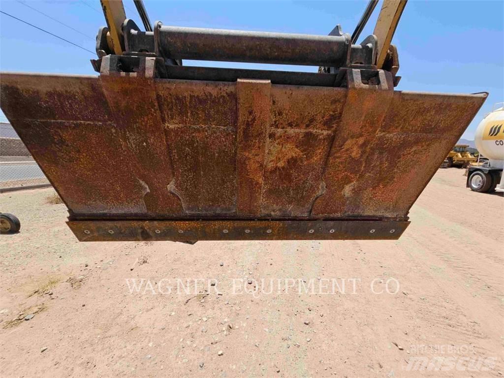 CAT 249D Гусеничные фронтальные погрузчики