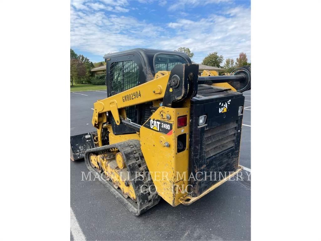 CAT 249D Гусеничные фронтальные погрузчики