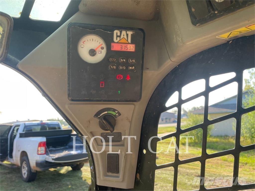 CAT 249D Гусеничные фронтальные погрузчики