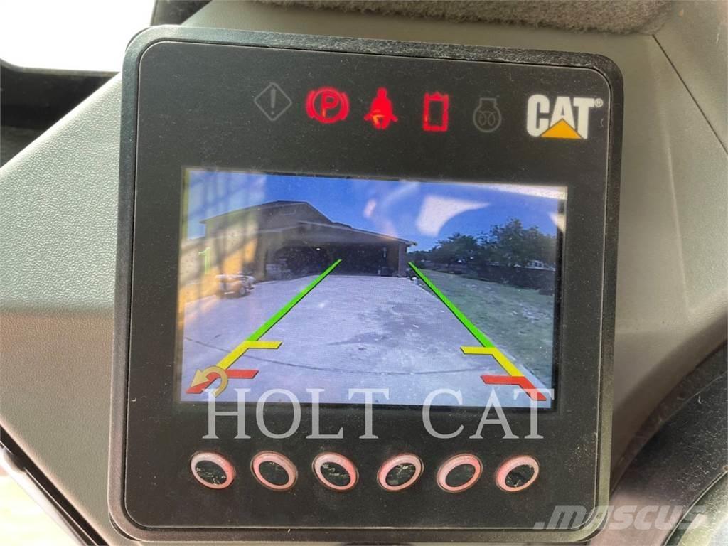 CAT 249D3 Гусеничные фронтальные погрузчики