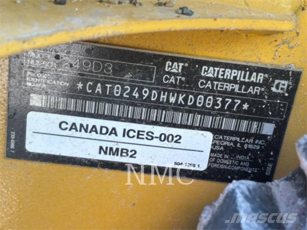 CAT 249D3 Гусеничные фронтальные погрузчики