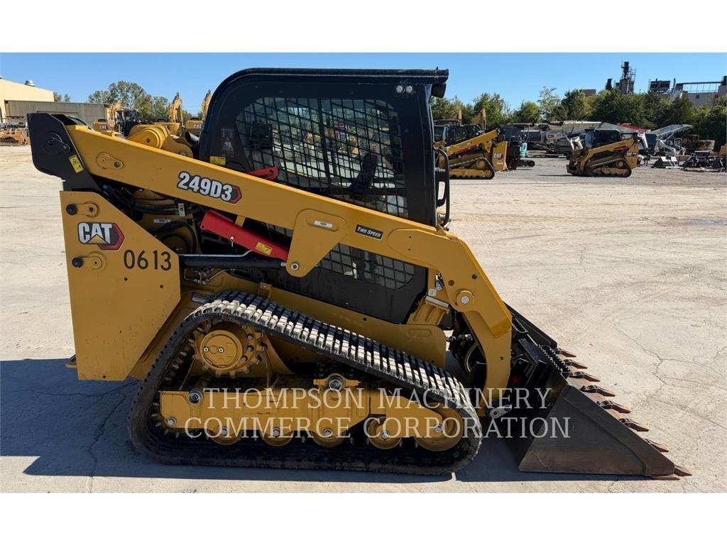 CAT 249D3 Гусеничные фронтальные погрузчики