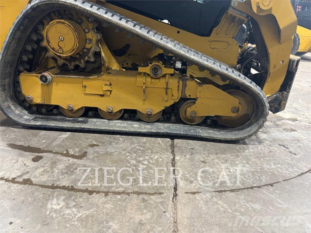CAT 249D3 Гусеничные фронтальные погрузчики