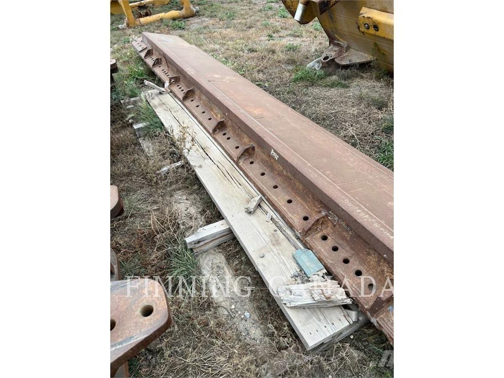 CAT 24M Бульдозерные отвалы