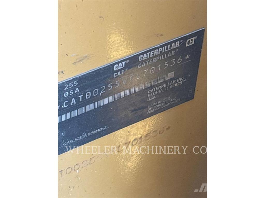 CAT 255 C3HF Гусеничные фронтальные погрузчики