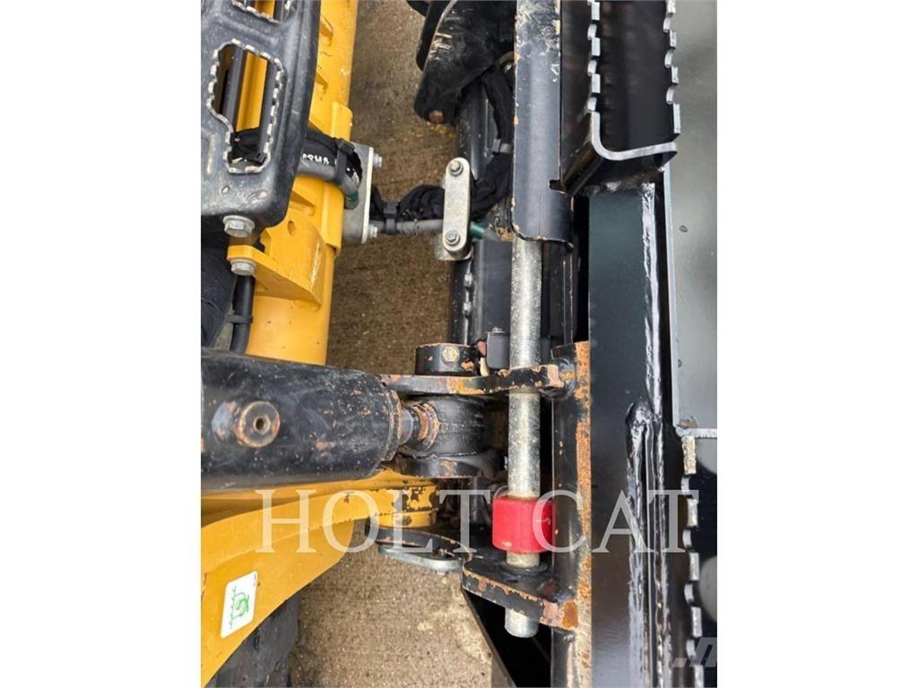 CAT 255 CAB Мини-погрузчики