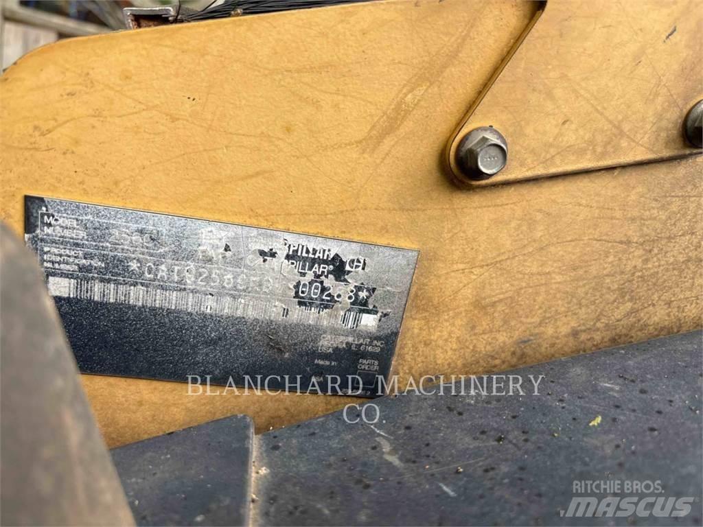 CAT 256C Мини-погрузчики