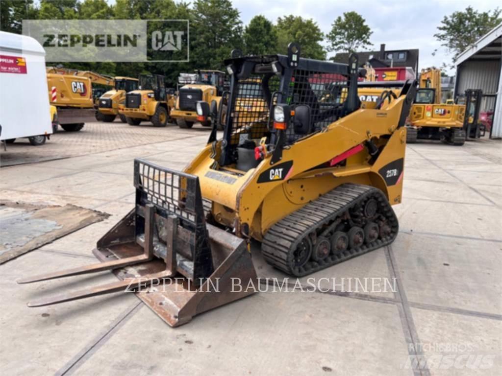 CAT 257B Мини-погрузчики