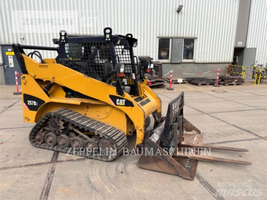 CAT 257B Мини-погрузчики