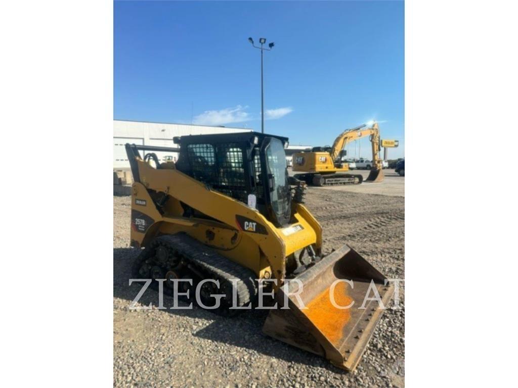 CAT 257B3 Гусеничные фронтальные погрузчики