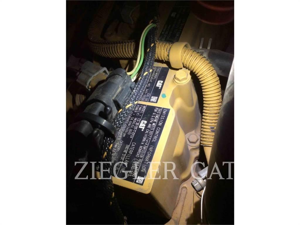 CAT 257D Гусеничные фронтальные погрузчики