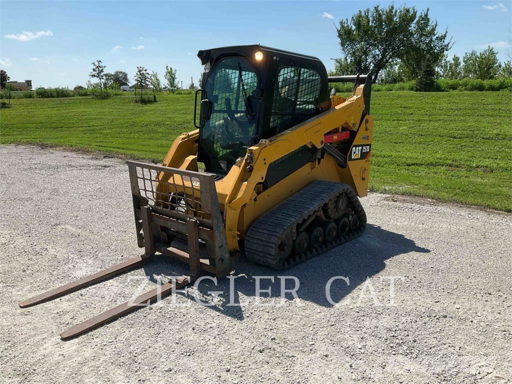 CAT 257D Гусеничные фронтальные погрузчики