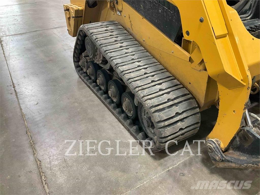 CAT 257D3 Гусеничные фронтальные погрузчики