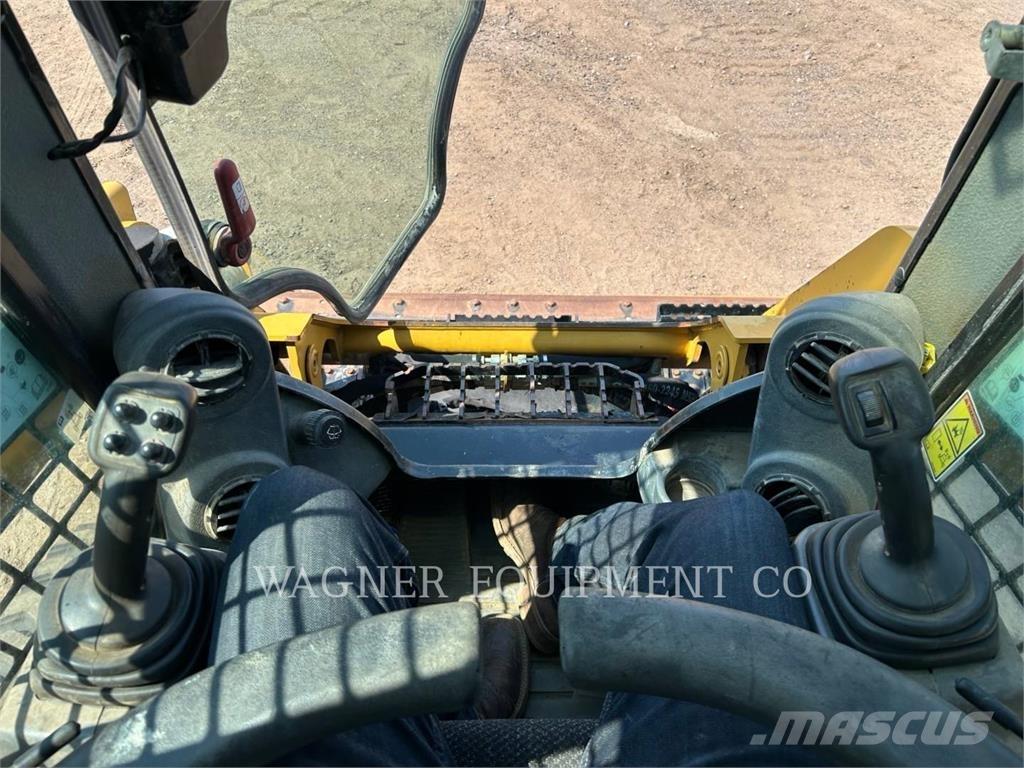 CAT 259D Гусеничные фронтальные погрузчики