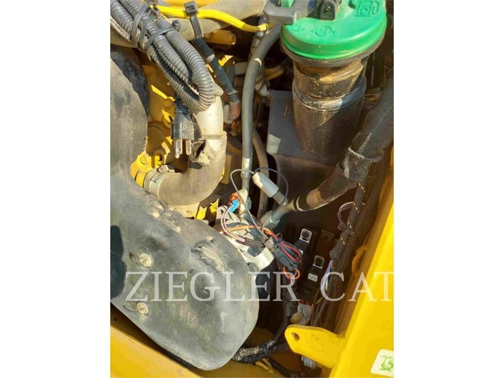 CAT 259D Гусеничные фронтальные погрузчики