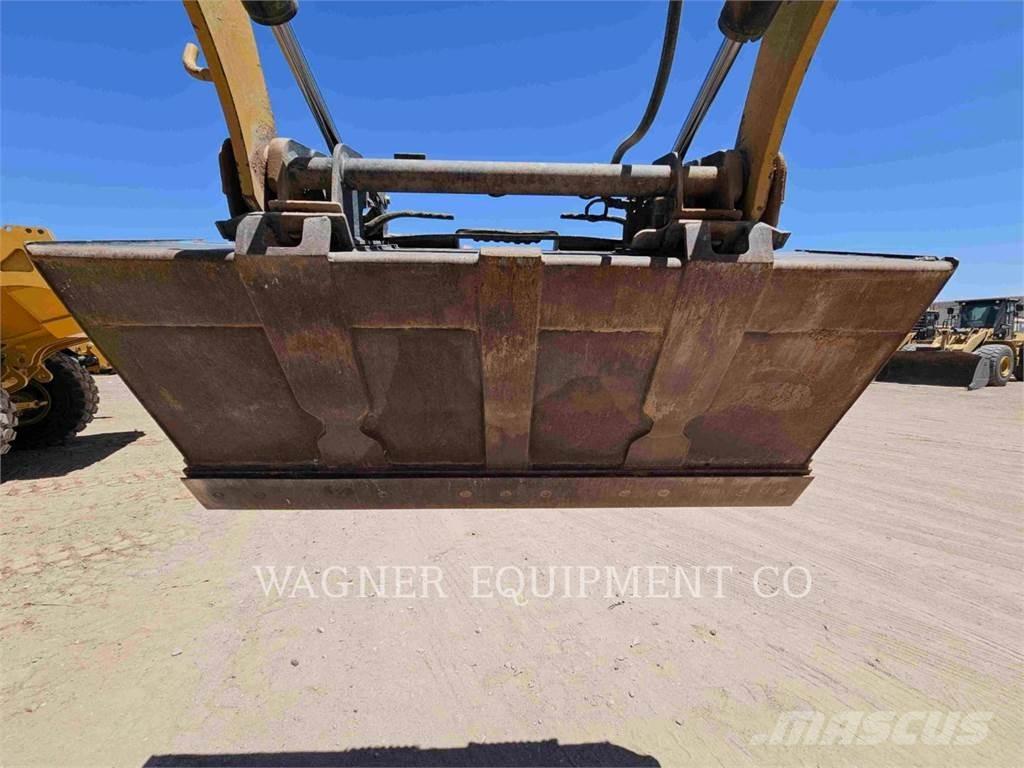 CAT 259D Гусеничные фронтальные погрузчики