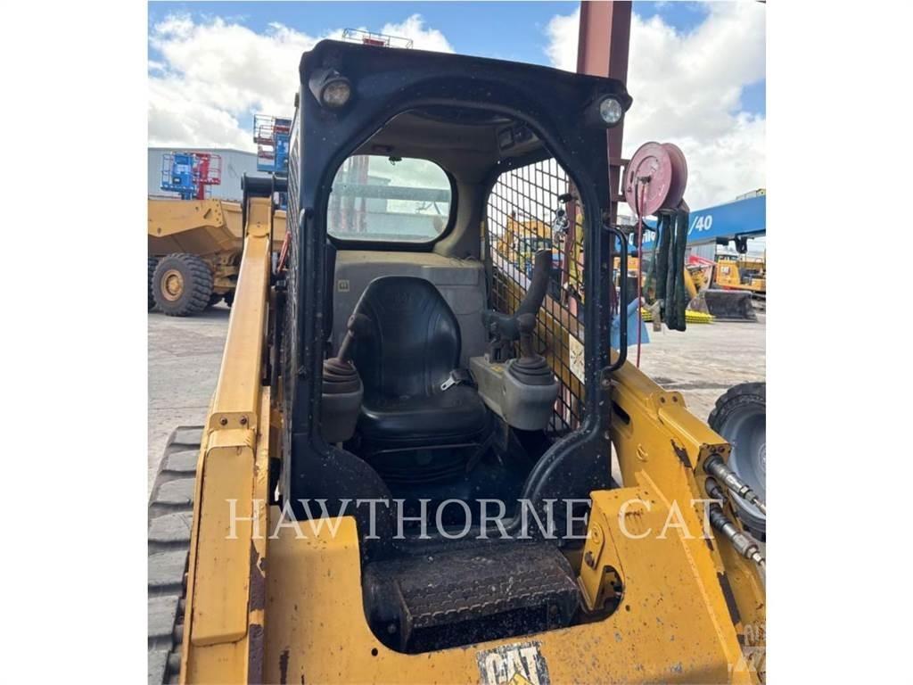 CAT 259D Гусеничные фронтальные погрузчики