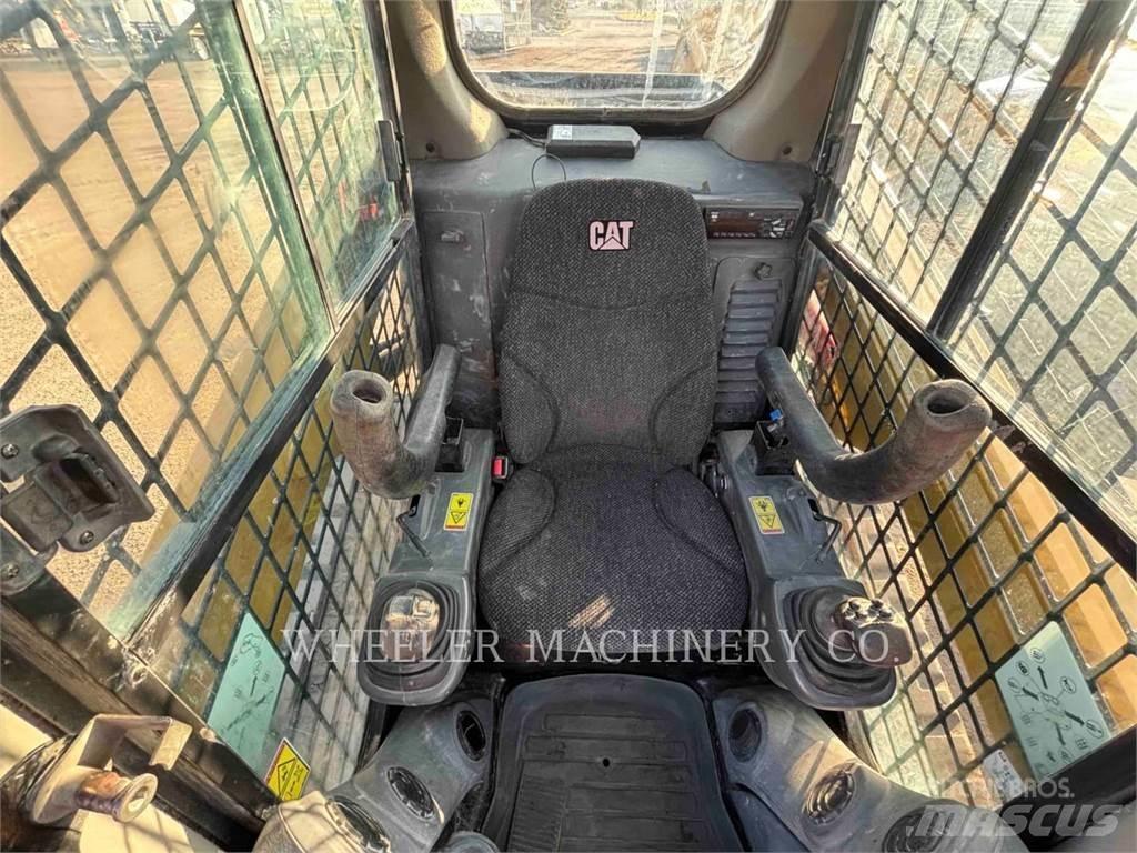 CAT 259D C3-H2 Гусеничные фронтальные погрузчики