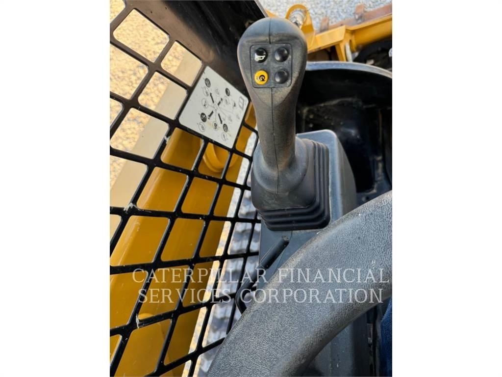 CAT 259D3 Гусеничные фронтальные погрузчики