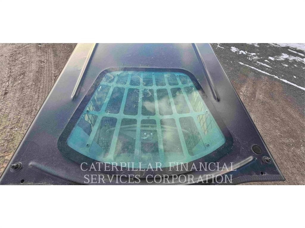 CAT 259D3 Гусеничные фронтальные погрузчики
