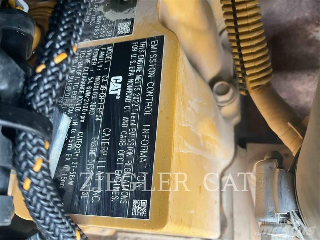 CAT 259D3 Гусеничные фронтальные погрузчики