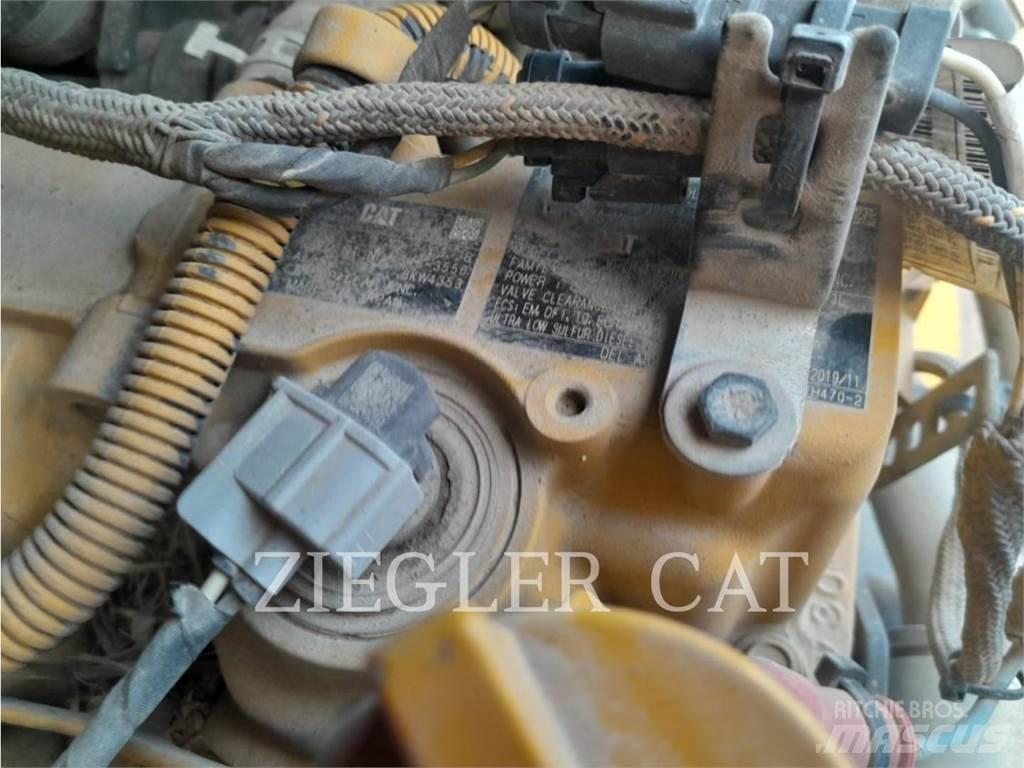 CAT 259D3 Гусеничные фронтальные погрузчики