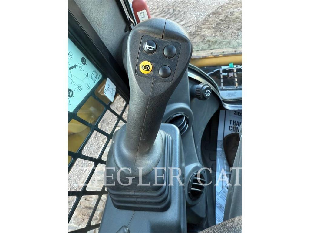 CAT 259D3 Гусеничные фронтальные погрузчики