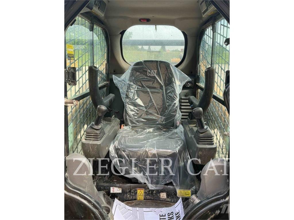 CAT 259D3 Гусеничные фронтальные погрузчики