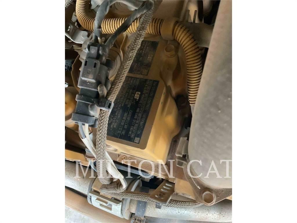 CAT 259D3 Гусеничные фронтальные погрузчики
