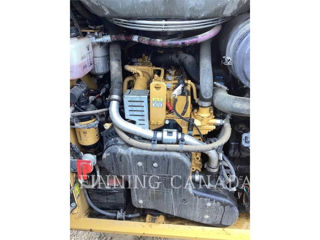 CAT 259D3 Гусеничные фронтальные погрузчики
