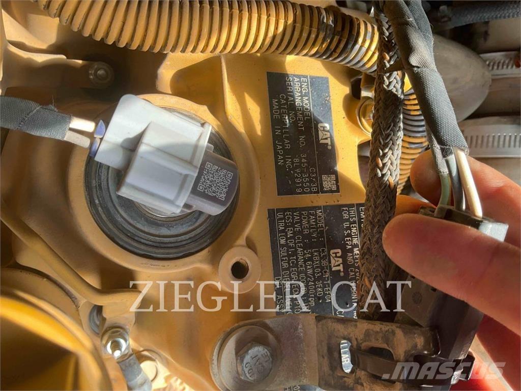 CAT 259D3 Гусеничные фронтальные погрузчики